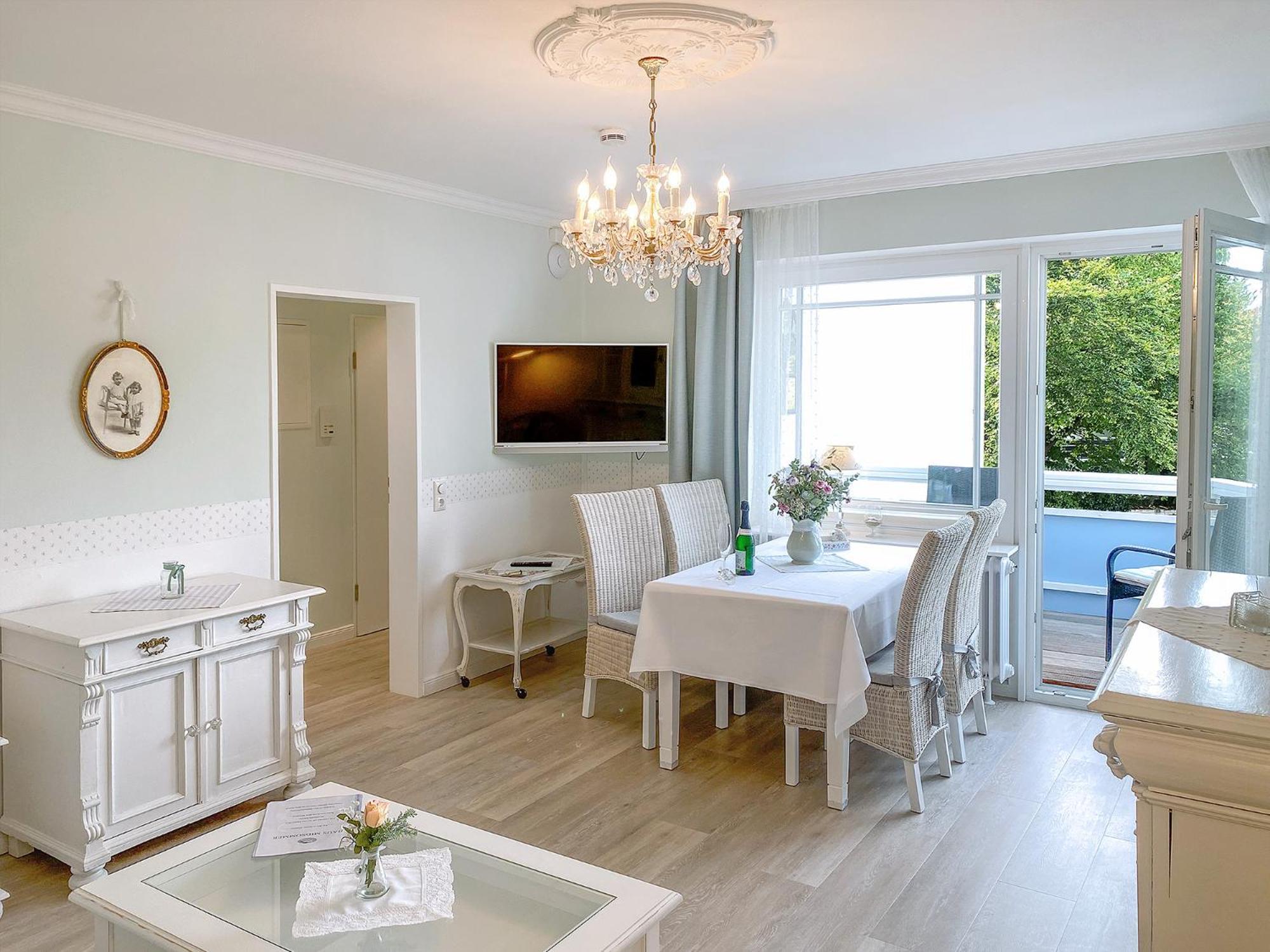Haus Midsommer تيميندورفير ستراند المظهر الخارجي الصورة